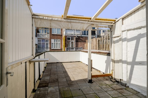 Medium property photo - Hendrik van Deventerstraat 158, 2563 XZ Den Haag